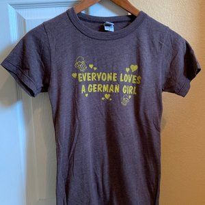 Urban Everyone Loves a German Girl Vintage Shirt S